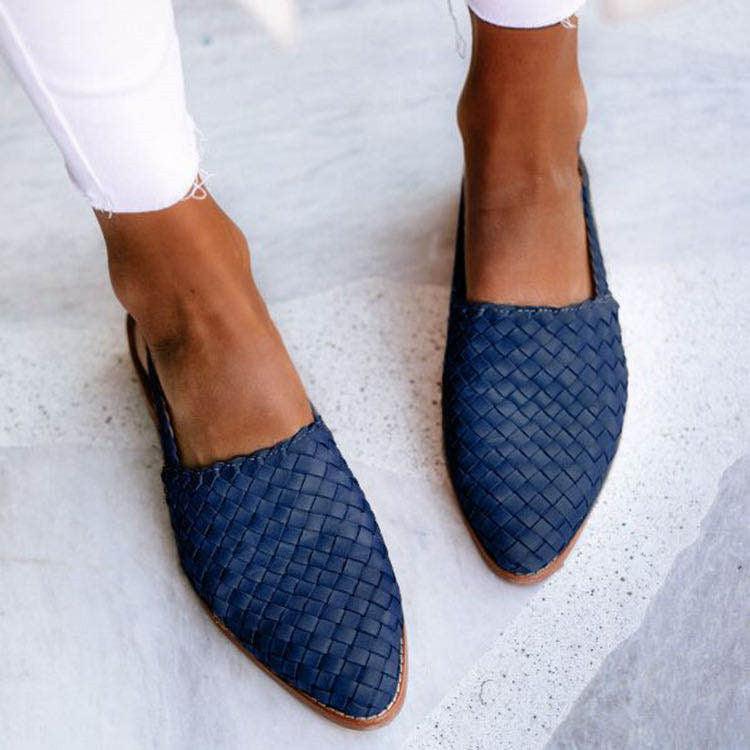 Women's Closed Toe Flat Sandals | Slingback