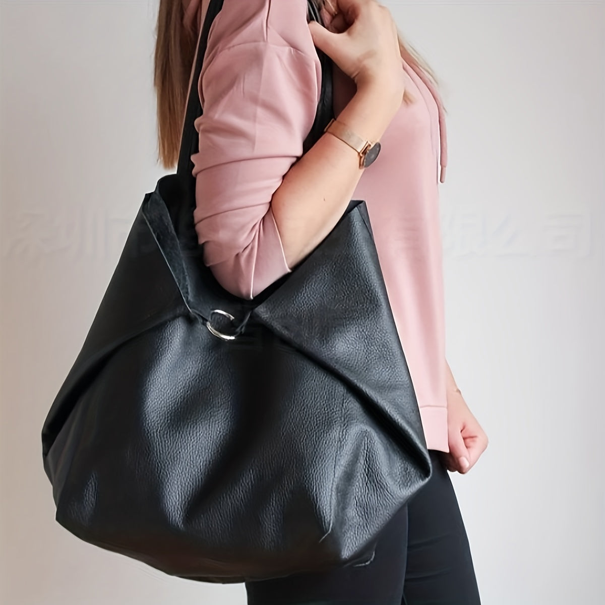 Spacious Women's Tote Bag | Shoulder Carry