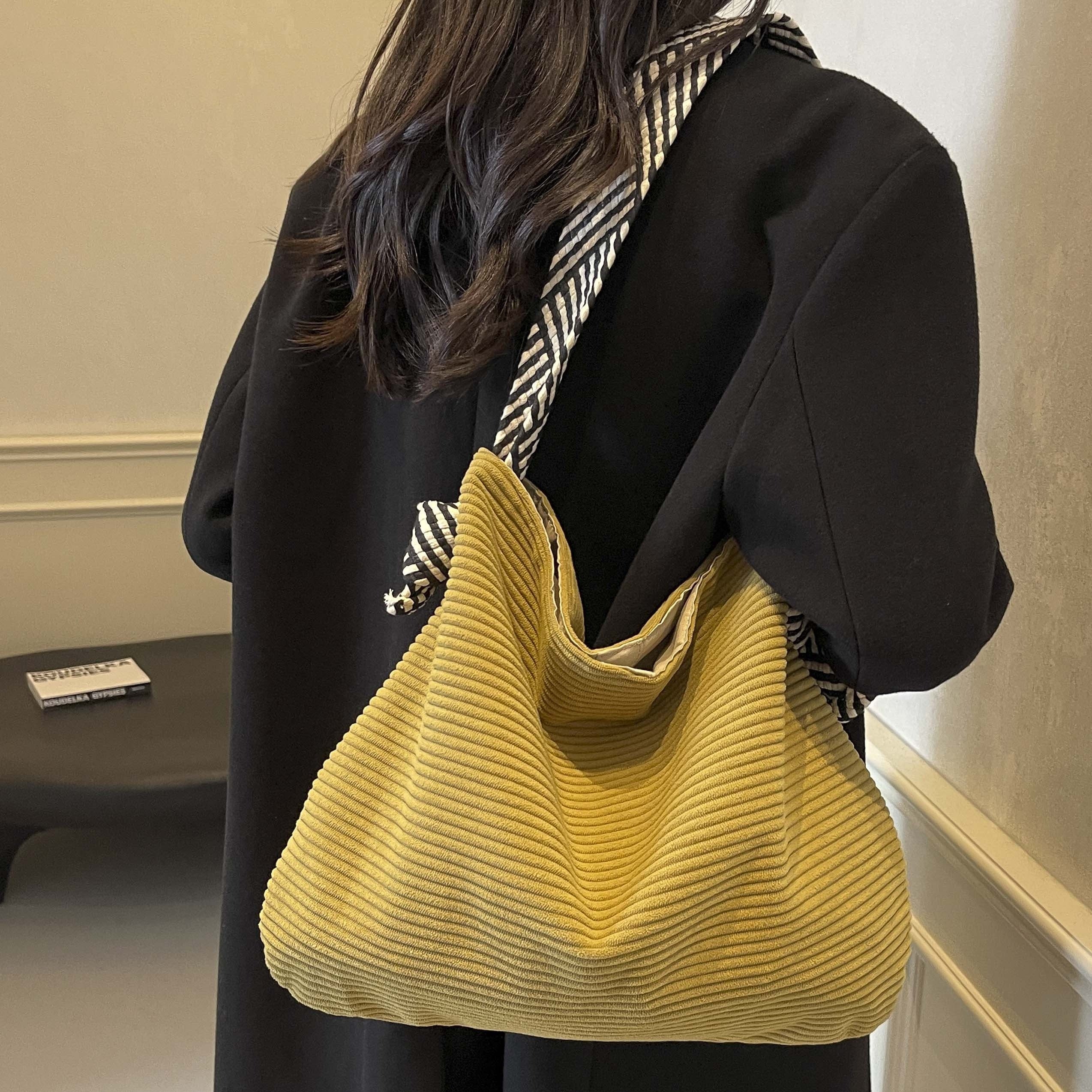 Women's Wide Strap Tote Bag | Beach