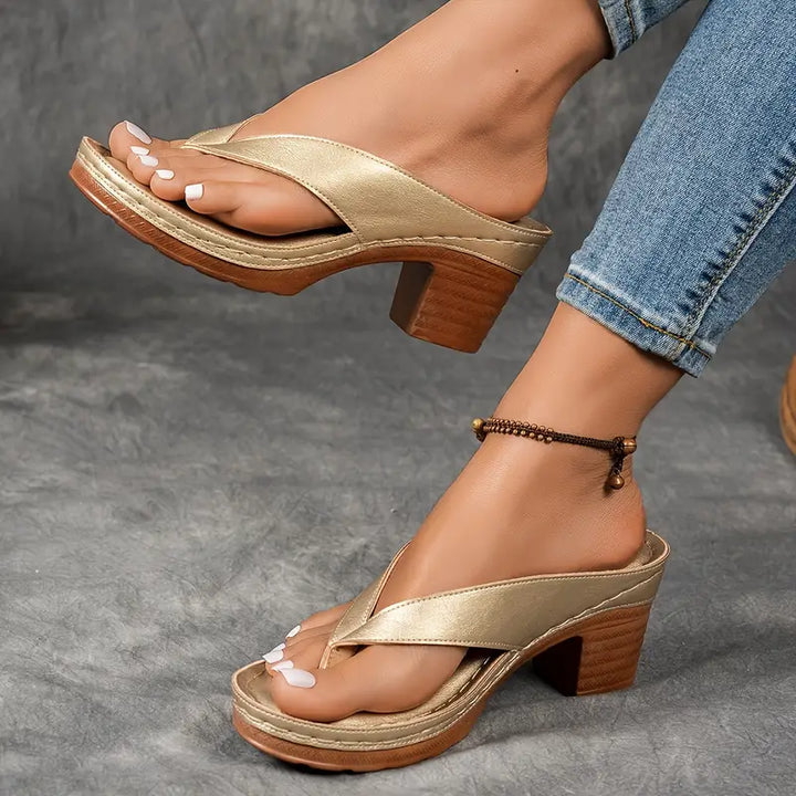 Women's Platform Heel Flip-Flop Sandals | Summer