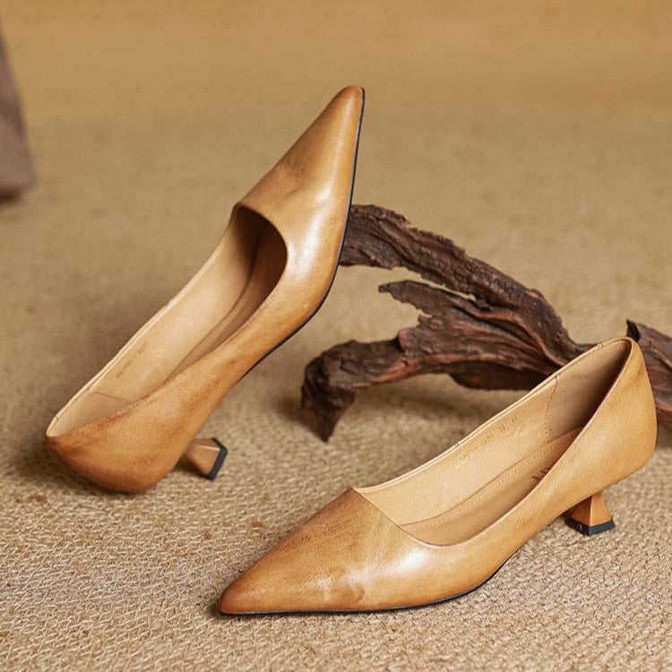 Womens Kitten Heel | Pointed Toe