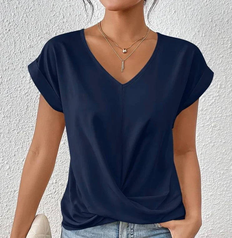 Sara | Tummy tucking V-neck top