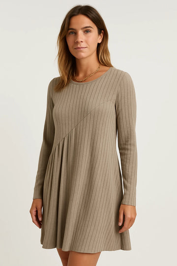 Womens Autumn Dress with Classic Fit and Long Sleeves for All-Day Comfort - Image 1