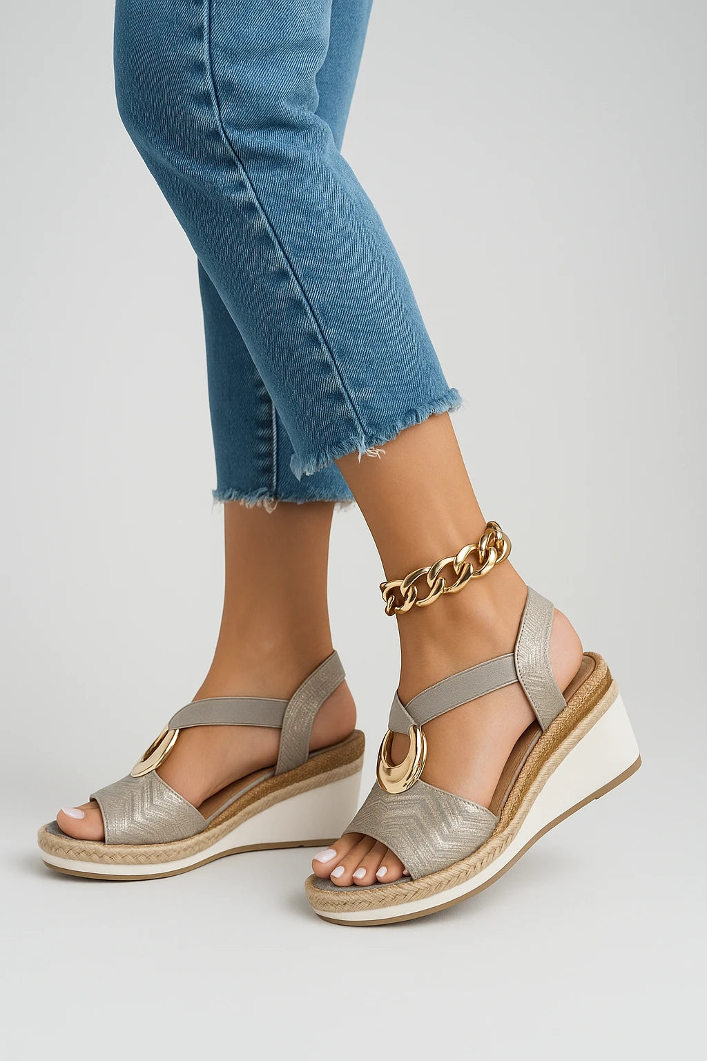 Women's Summer Sandals – Casual Fit with Optimal Arch Support and Comfort Features - Image 1