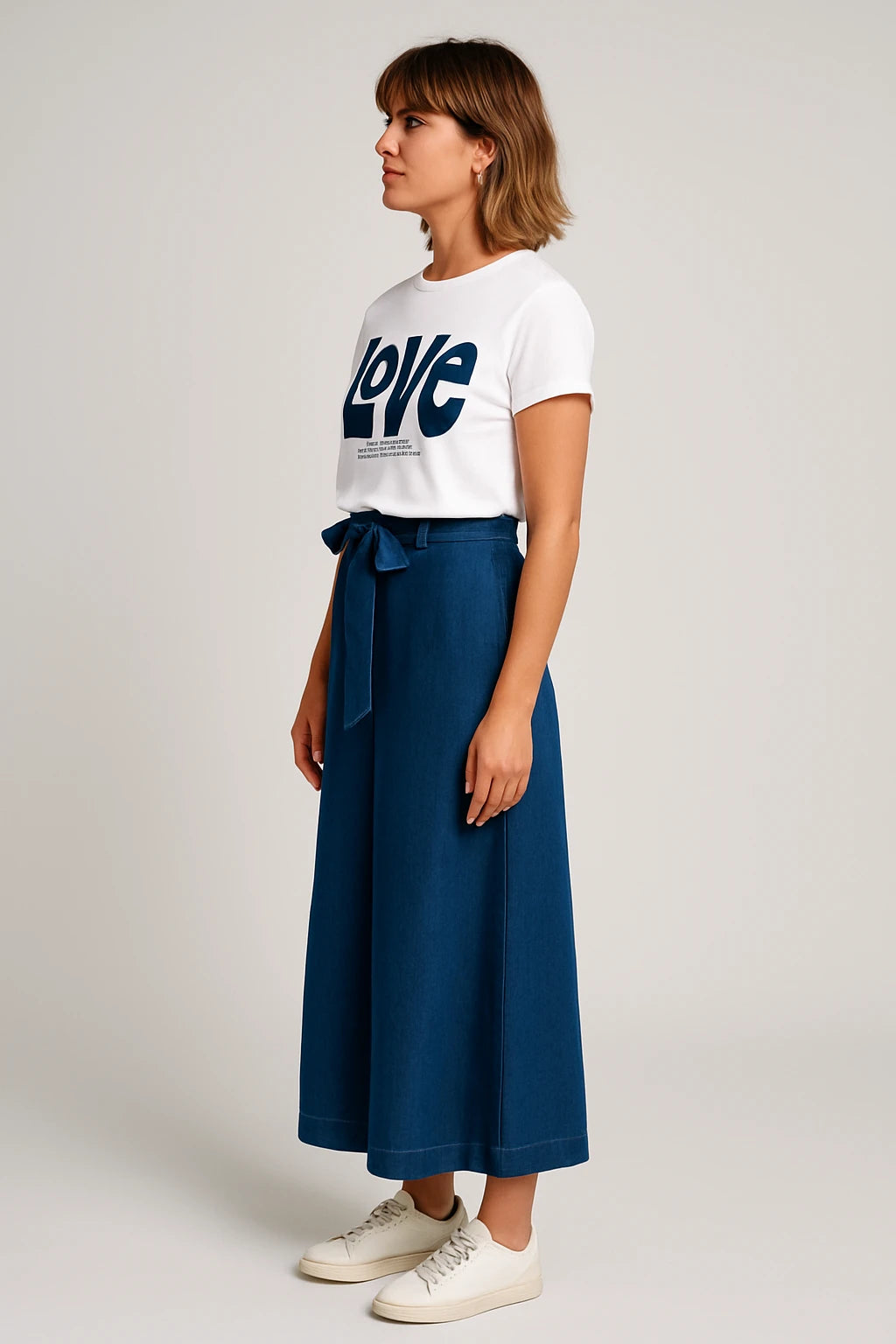 Women Summer Graphic T-Shirt with Oversized Fit – Bold Statement Print and Classic O-Neck Style - Image 1