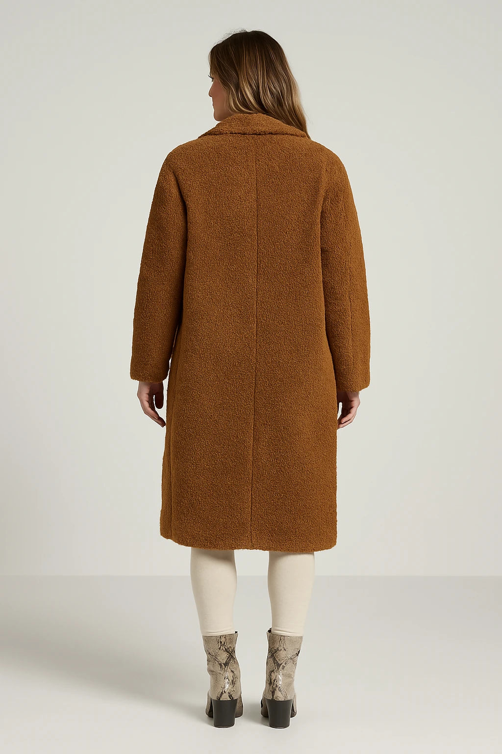 Womens Winter Oversized Teddy Coat with Relaxed Fit and Warm Insulation - Image 1