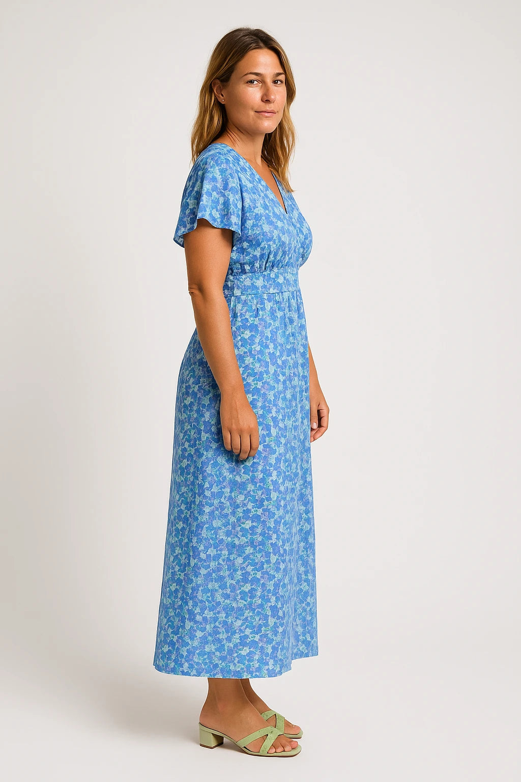 Womens Spring Dress with Ruffle Hem – Effortless Fit for Garden Parties and Beach Outings - Image 1