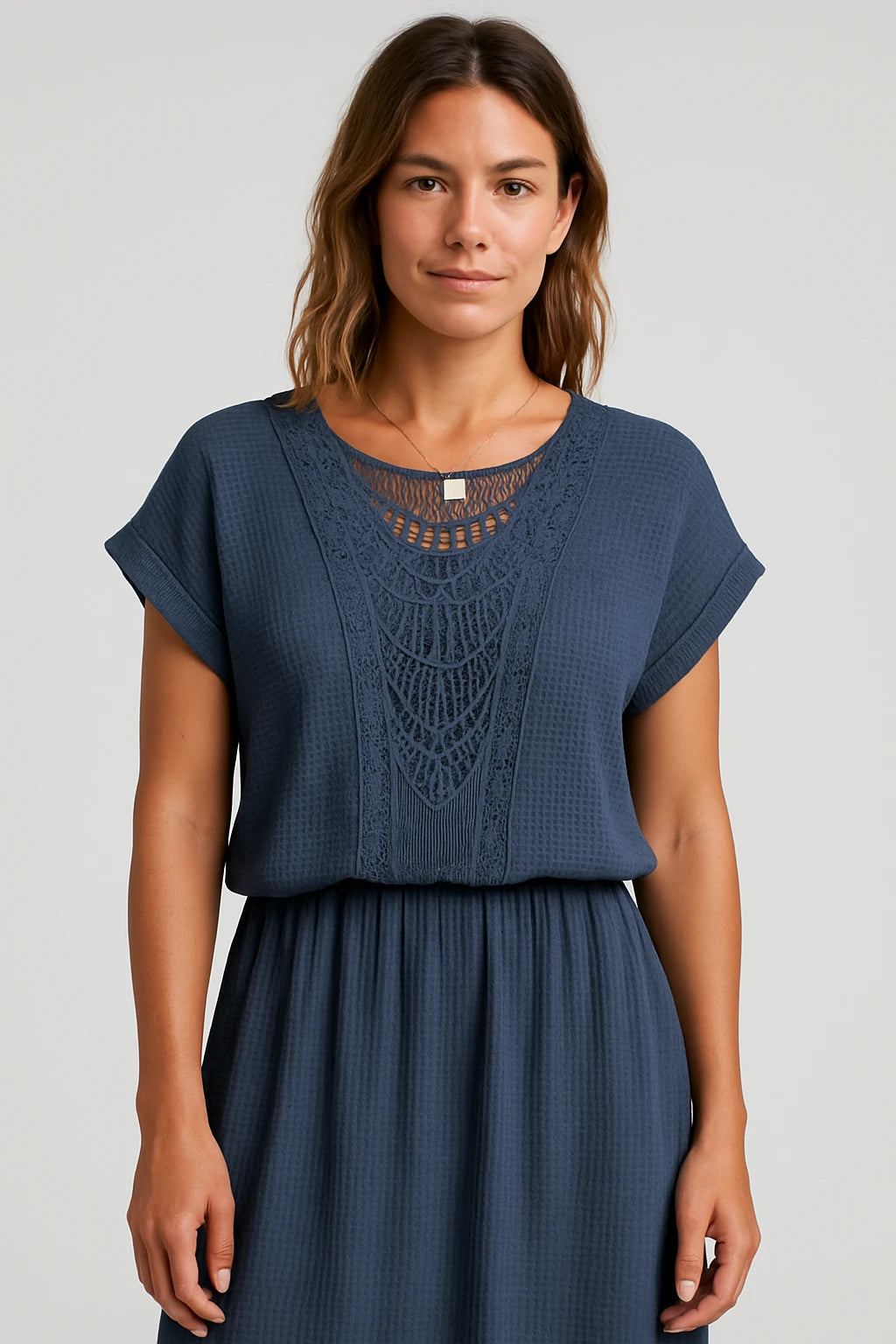 Womens Summer Shirt with Relaxed Fit and Breezy Style for Warm Weather - Image 4
